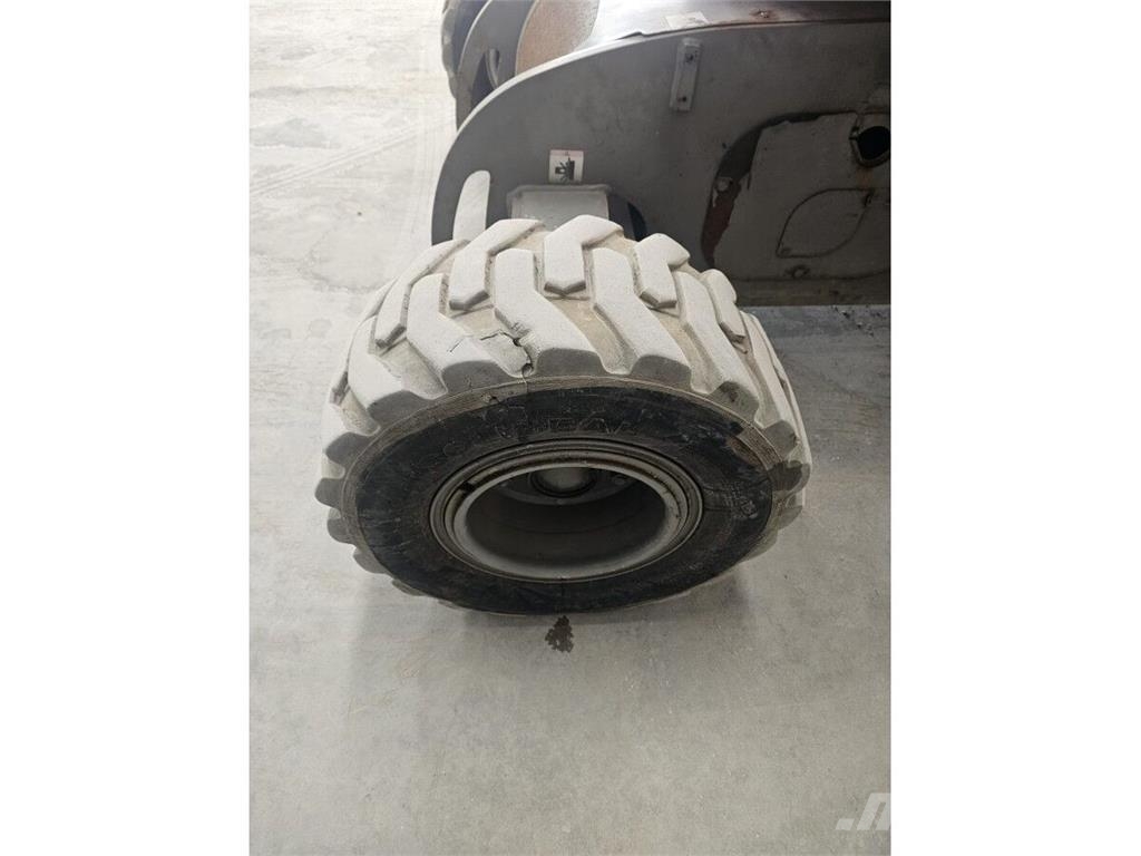 Manitou 170AETJL-BI Körüklü personel platformları