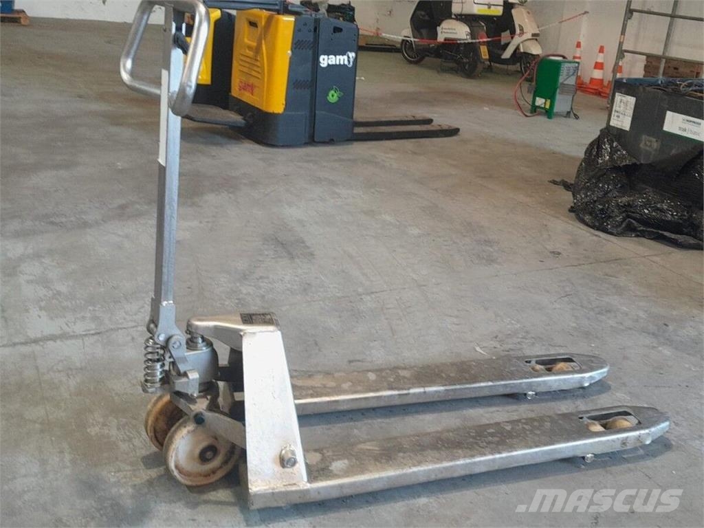 Pramac GS/I 25S4 RA Rankiniai hidrauliniai vėžimėliai