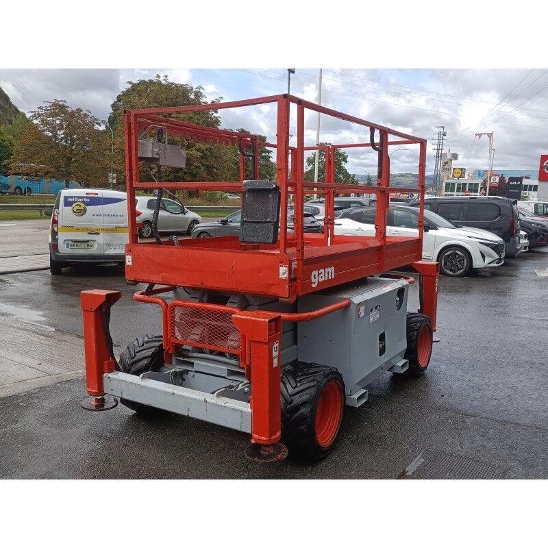 SkyJack SJ-6826 RT Plataformas tijera