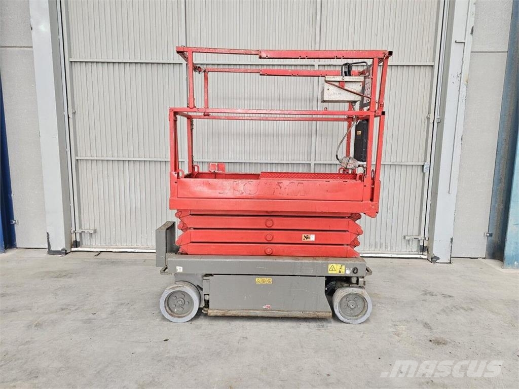 SkyJack SJ III 3219 رافعات مقصية الشكل
