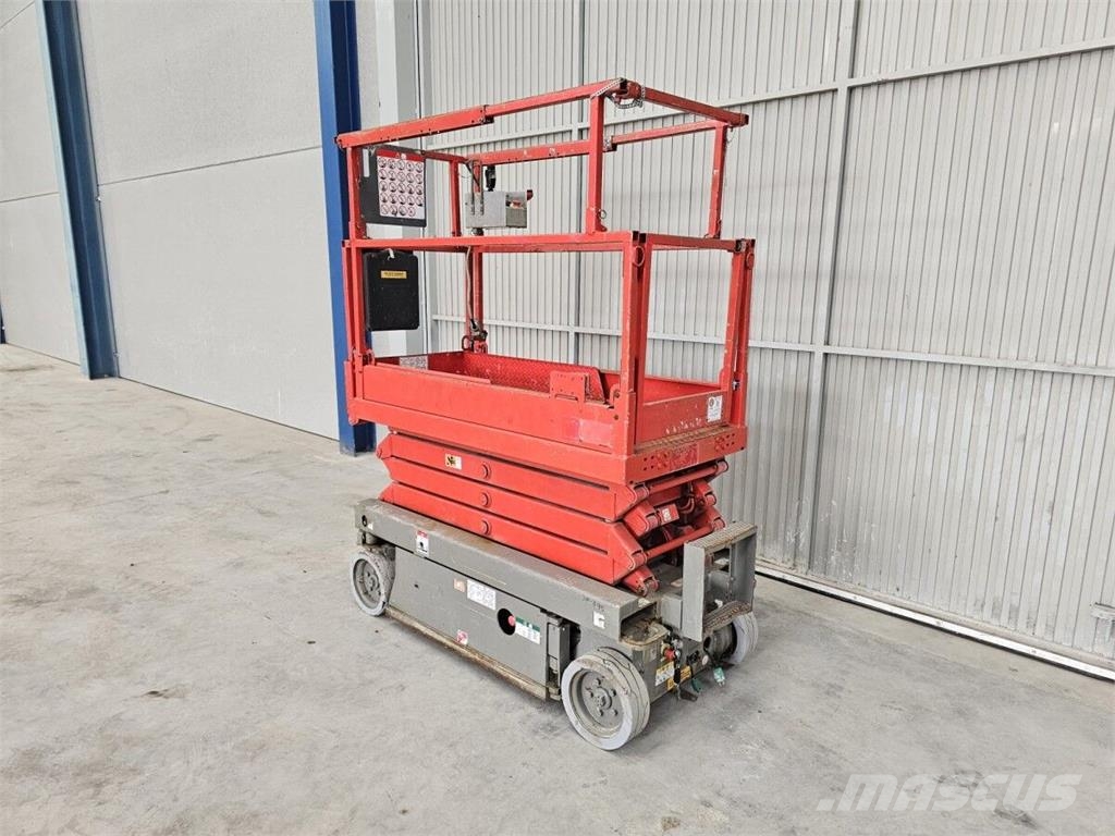 SkyJack SJ III 3219 رافعات مقصية الشكل