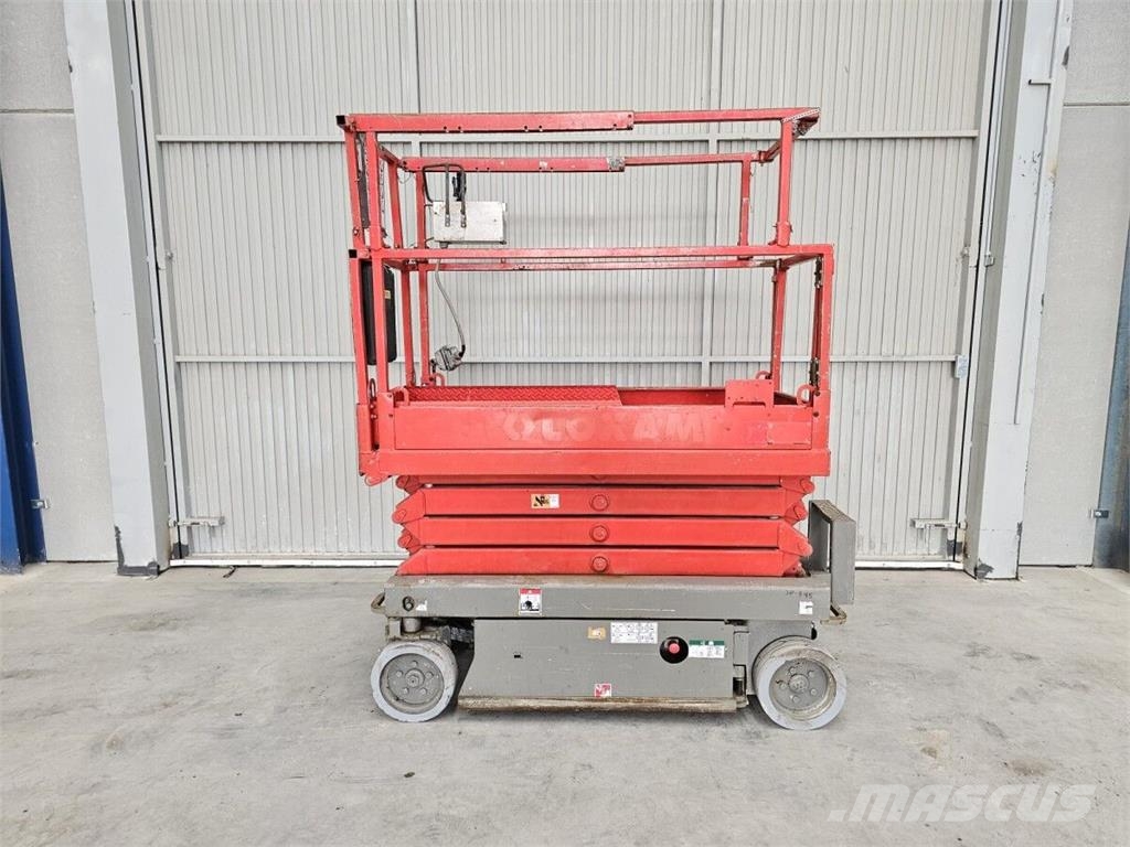 SkyJack SJ III 3219 رافعات مقصية الشكل