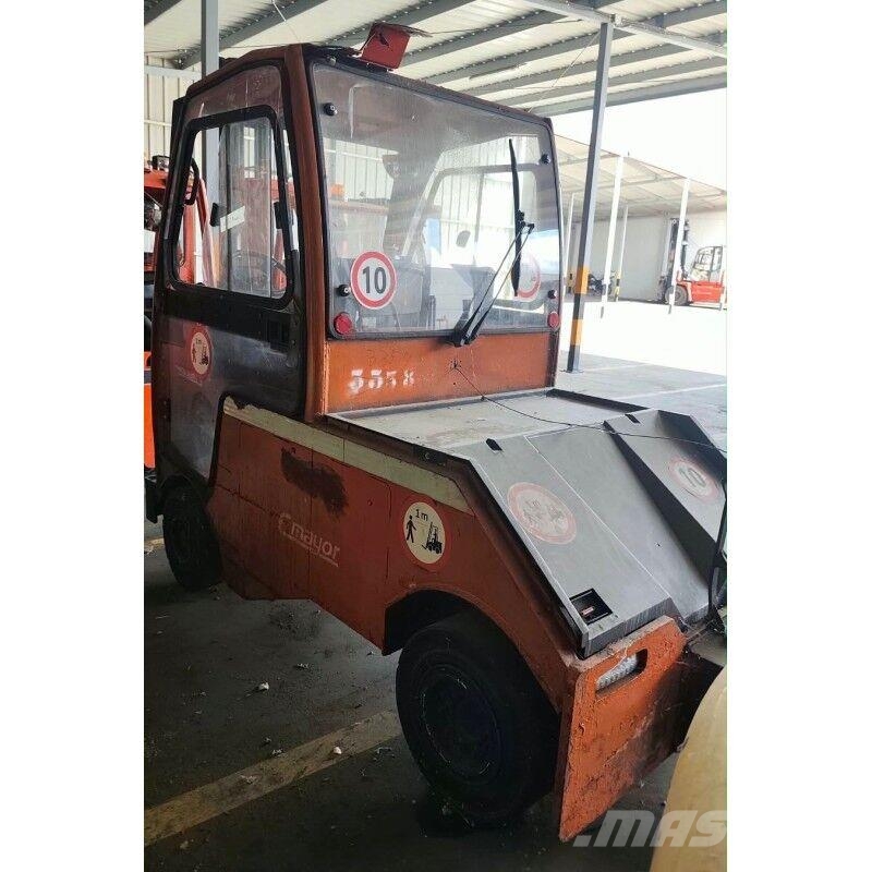Tecna VTA25 トラクター