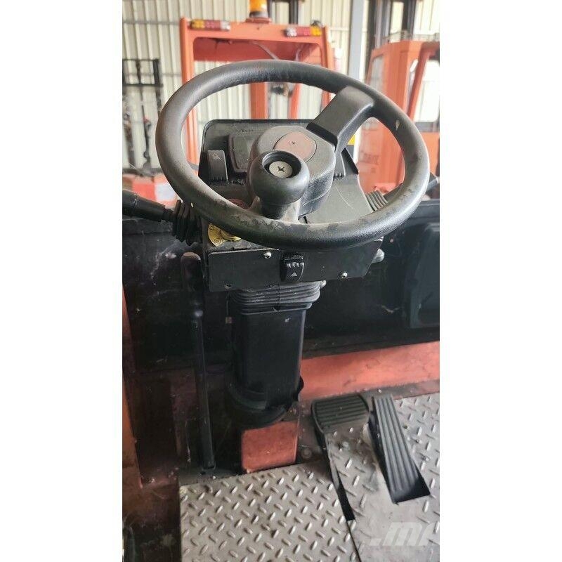 Tecna VTA25 トラクター