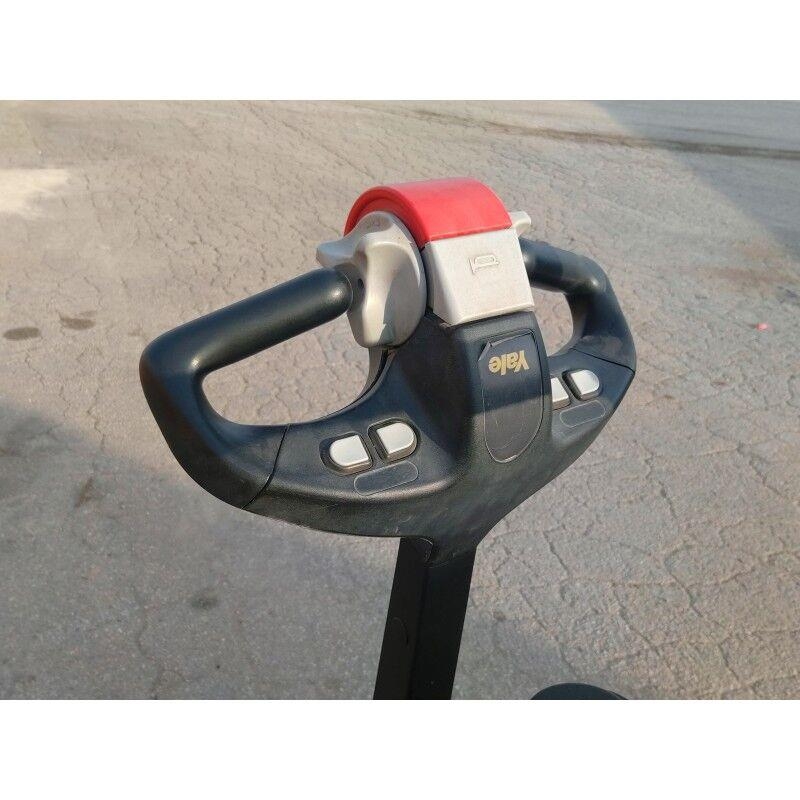 Yale MP16 Ручные электрические тележки