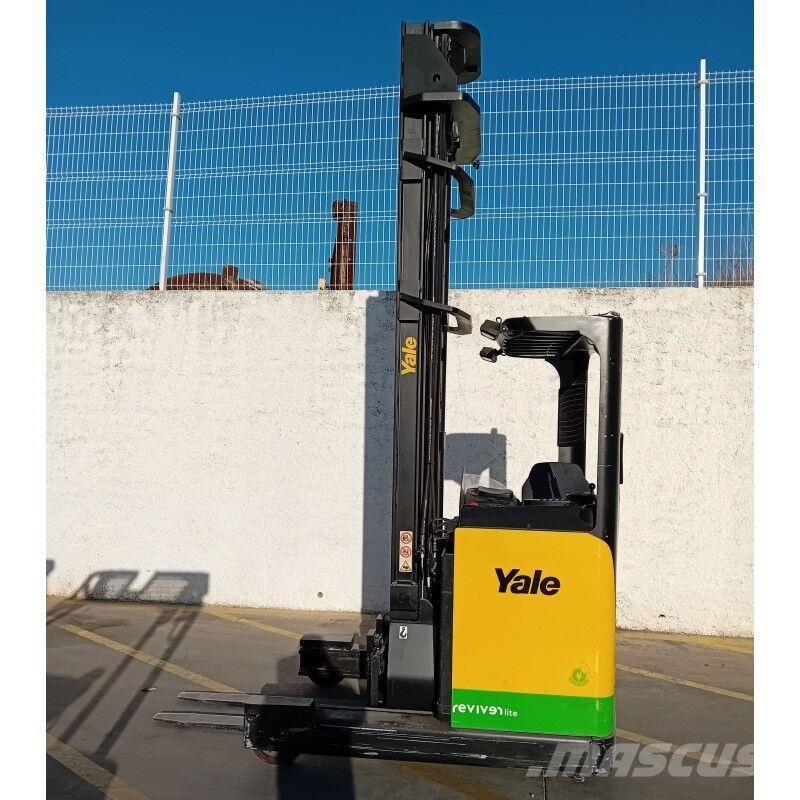 Yale MR14H Reach truck - depo içi istif araçları