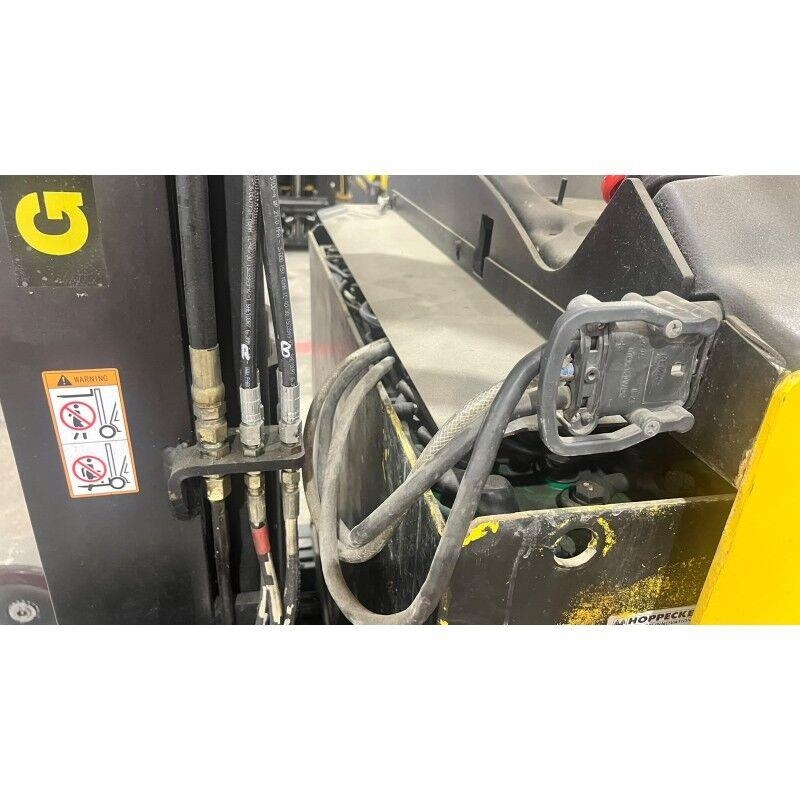 Yale MR16N Reach truck - depo içi istif araçları