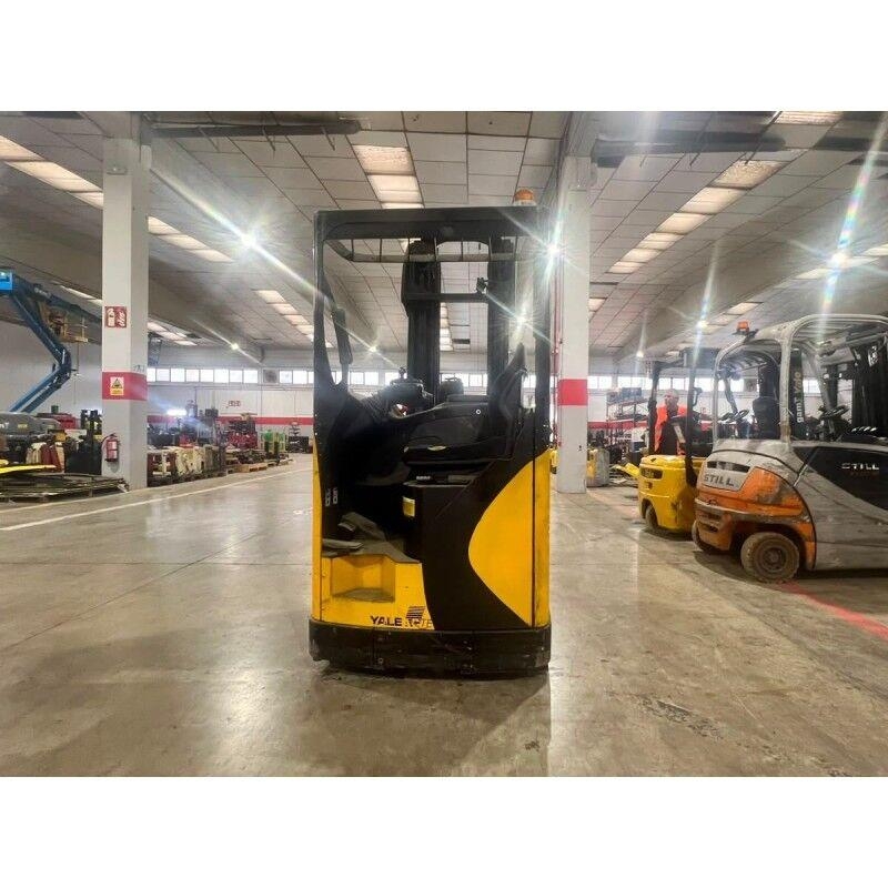 Yale MR16N Reach truck - depo içi istif araçları