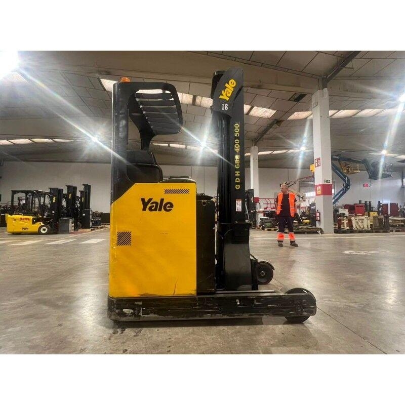 Yale MR16N Reach truck - depo içi istif araçları