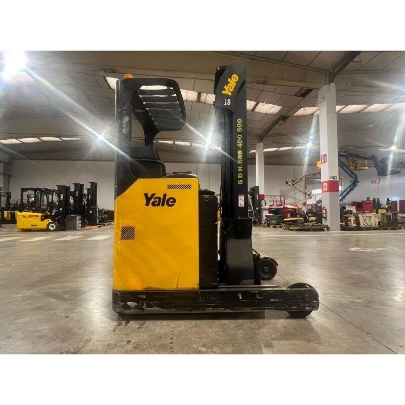 Yale MR16N Reach truck - depo içi istif araçları