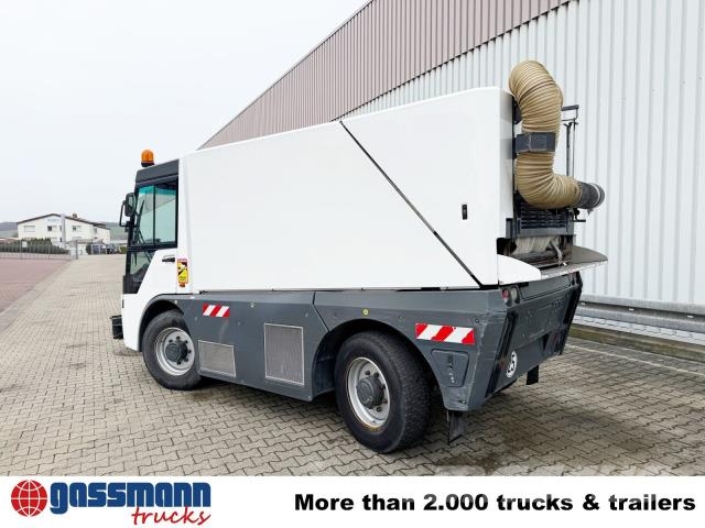 Aebi MFH 5500, 4-Rad-Lenkung, 3-Besen, Hochentleerung, Fejemaskiner