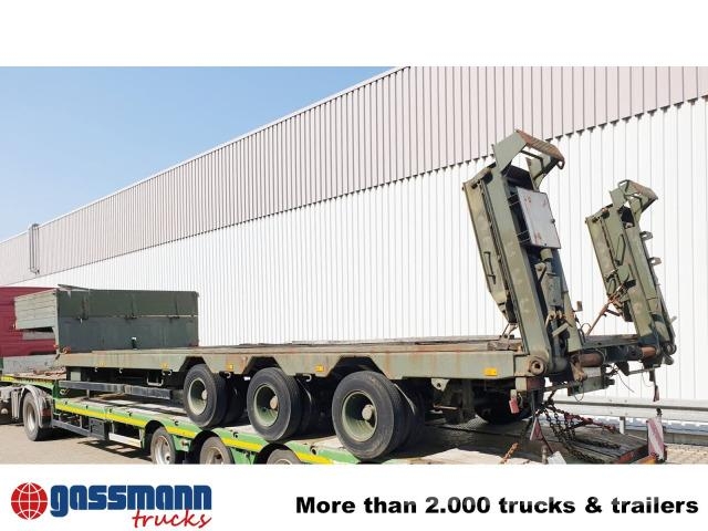 Blumhardt P 528/803-01, 3-Achs Satteltieflader, Semi-trailer blokvogn