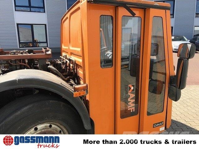 Ginaf GINC 3030 mit Heckkran Atlas AK 90.1 Madelautod