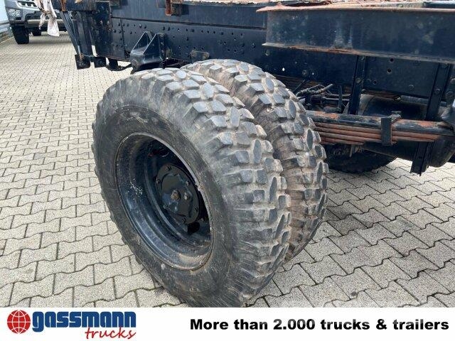 Iveco 120-23 AW 4x4 Doka, V8-Motor, Seilwinde 平板车