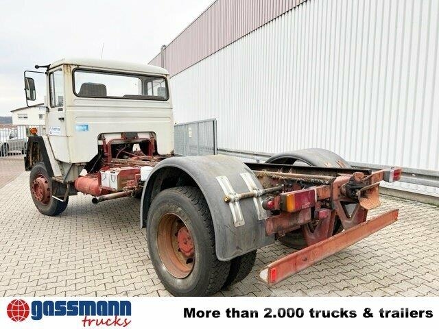 Iveco 150-16 4x2 平板车