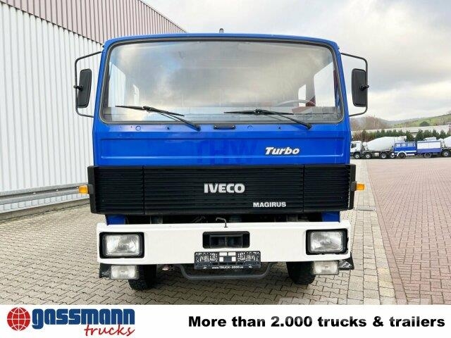 Iveco 90-16 AW 4x4 Doka, Mannschaftswagen 平板式/側卸式卡車