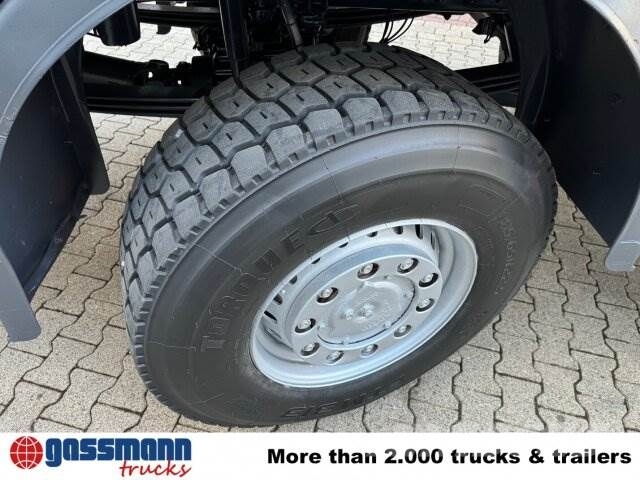 Iveco Euro Tech 410EH42 8x8, Fahrgestell 平板车