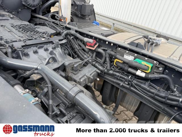 Iveco X-Way AD300X46Z 6x4, Retarder, Navi Hook lift trucks