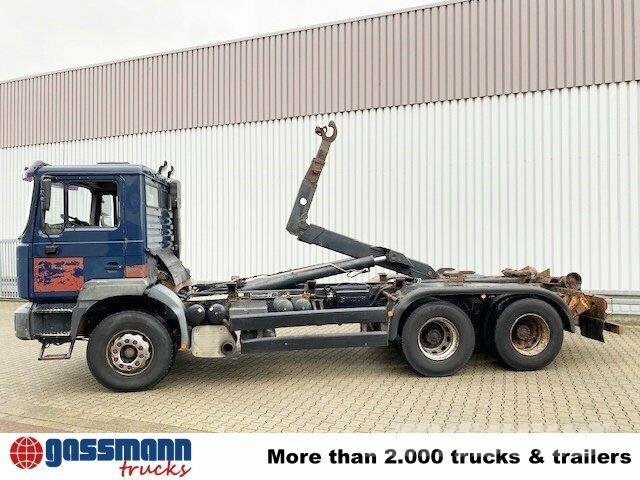 MAN T40 26.364/414 6x4, 6-Zylinder 훅 리프트 트럭
