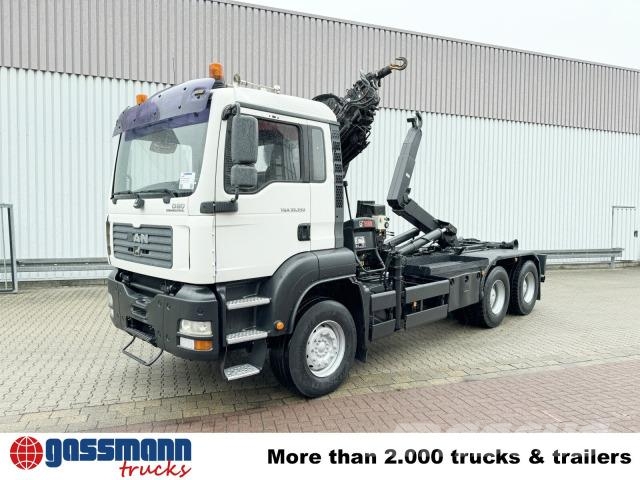 MAN TGA 33.350 6X4 BB mit Kran Hiab 166 E-3 HiDuo, 훅 리프트 트럭