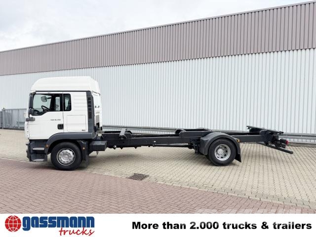 MAN TGM 18.330 4X2 LL, Fahrschulausstattung Camiones portacontenedores