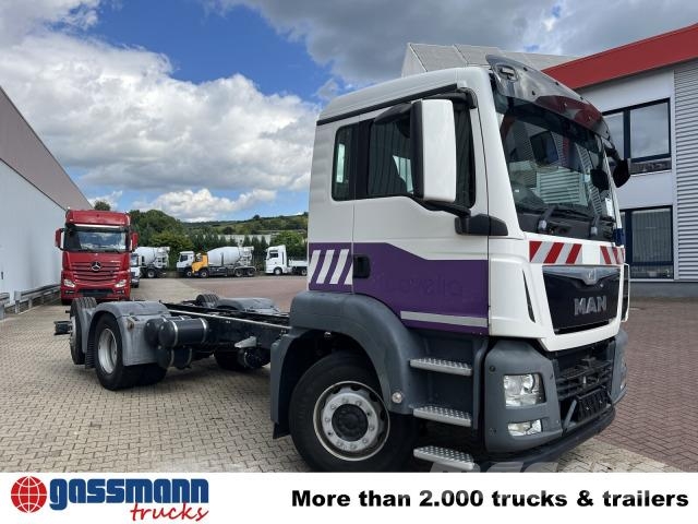 MAN TGS 26.320 6X2-4 BL, Lenk-/Liftachse, Camiones con chasís y cabina