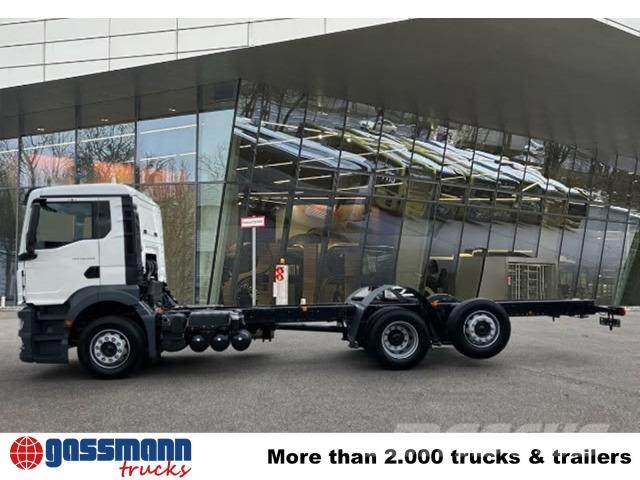 MAN TGS 26.480 6x2-4 BL CH, 2x VORHANDEN! شاحنات بمقصورة وهيكل