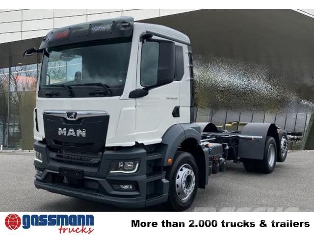 MAN TGS 26.480 6x2-4 BL CH, 3x VORHANDEN! Camiones polibrazo