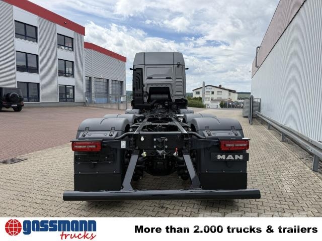 MAN TGS 41.520 8x8 BB CH, Hohe Bauart, 6-Sitzer, Camiones con chasís y cabina