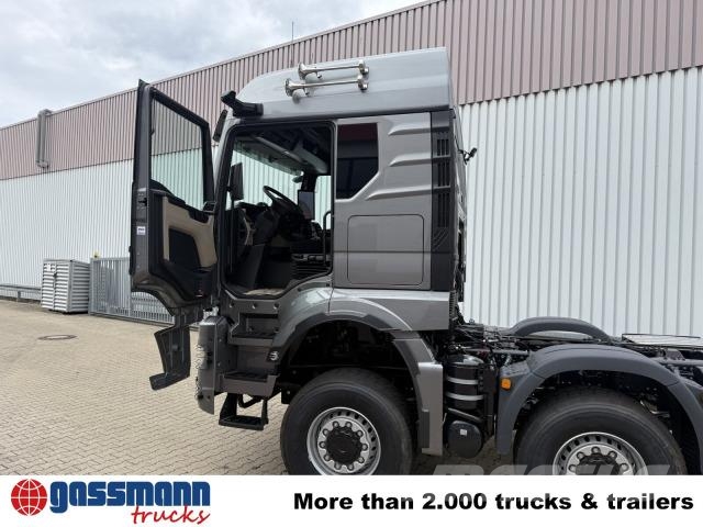 MAN TGS 41.520 8x8 BB CH, Hohe Bauart, 6-Sitzer, Camiones con chasís y cabina