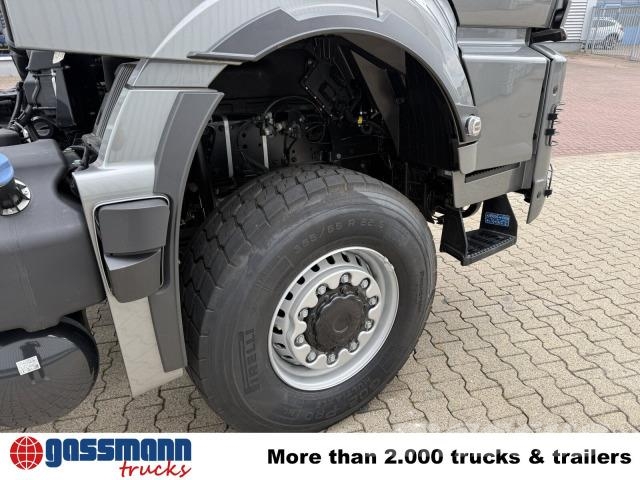 MAN TGS 41.520 8x8 BB CH, Hohe Bauart, 6-Sitzer, Camiones con chasís y cabina