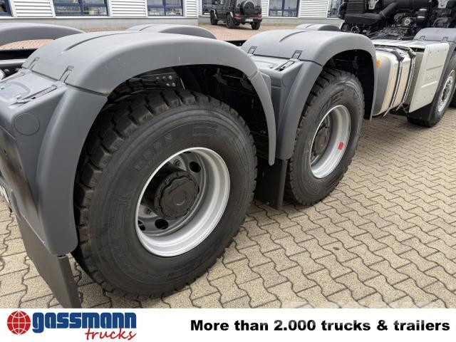 MAN TGS 41.520 8x8 BB CH, Hohe Bauart, 6-Sitzer, Camiones con chasís y cabina