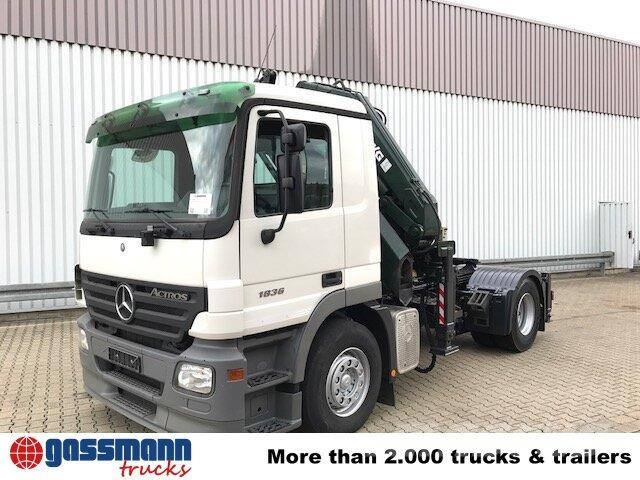 Mercedes-Benz Actros 1836 LS 4x2 mit Kran MKG HLK 330HP Camiones tractor