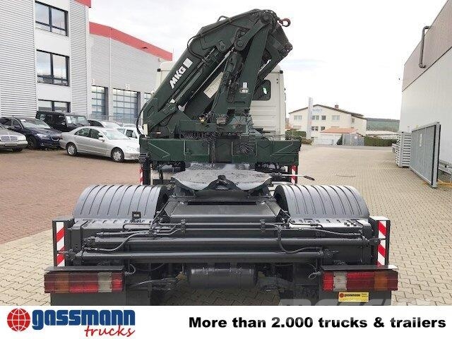Mercedes-Benz Actros 1836 LS 4x2 mit Kran MKG HLK 330HP Camiones tractor