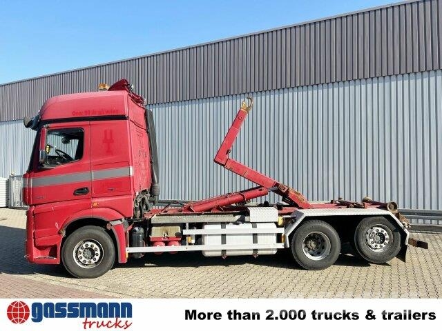 Mercedes-Benz Actros 2551 L 6x2/46, Retarder, Liftachse, Камиони с кран с кука