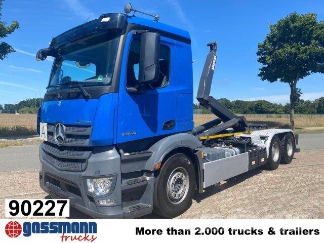 Mercedes-Benz Antos 2658 L 6x4, Kempf/Meiller Abrollanlage, Abrollkipper