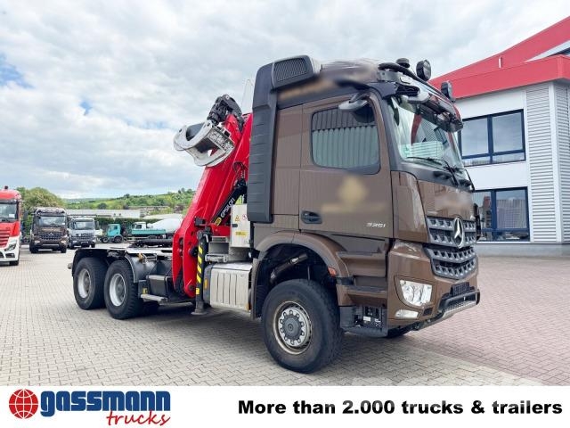 Mercedes-Benz Arocs 3351 LS 6x6, Kran Epsilon S260Z96, Sadulveokid