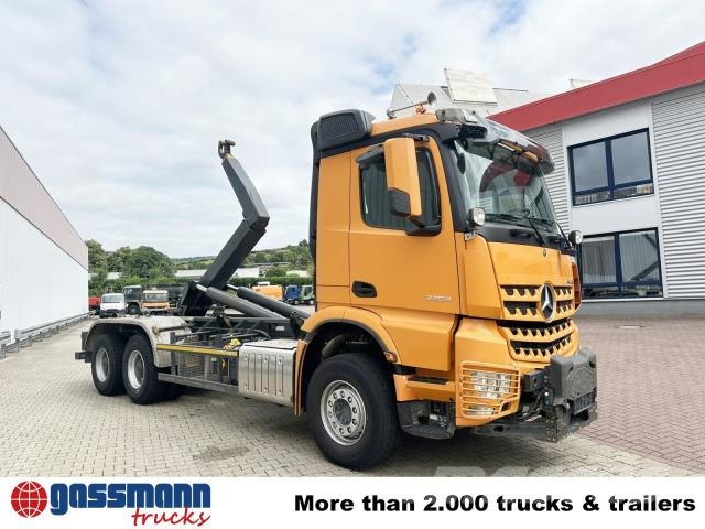 Mercedes-Benz Arocs 3353 6x4 VDL Abrollanlage bis 7m Beh. WIDI, Camiones polibrazo