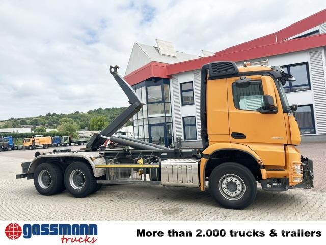 Mercedes-Benz Arocs 3353 6x4 VDL Abrollanlage bis 7m Beh. WIDI, Camiones polibrazo