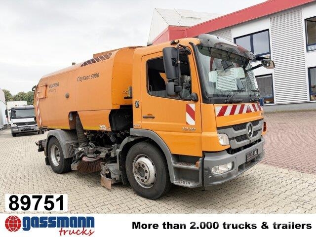 Mercedes-Benz Atego 1518 LK 4x2, Kehrmaschine Bucher CityFant Lakaisukoneet