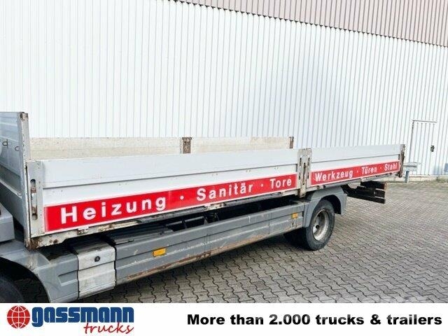 Mercedes-Benz Atego 818 4x2 Pritschenwagen/Pritschenwagen mit Seitenklappe