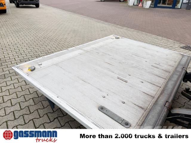 Mercedes-Benz Atego 818 4x2, Fahrschulausstattung, Sörensen ボックスボディー、ウイング、箱車