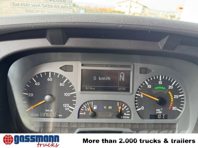 Mercedes-Benz Axor 1829 4x2, ZWEIWEG Z200, Kehrmaschine FAUN 其他貨車