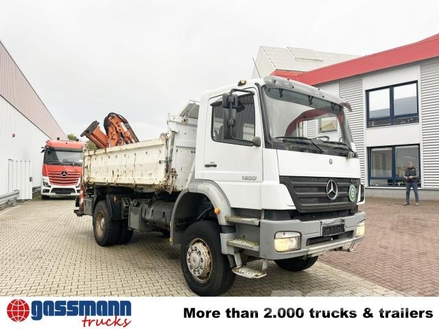 Mercedes-Benz Axor 1833 AK 4x4 mit Heckkran Atlas 105.2-A2L Самосвал