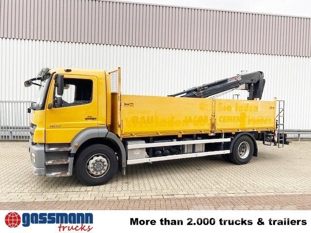 Mercedes-Benz Axor 1833 L 4x2 mit Heckkran Hiab XS 133 K-2 Flatbed / Dropside trucks