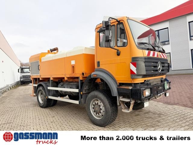 Mercedes-Benz SK 2024 AK 4x4, Enteisungsfahrzeug, 3x 2000l Tank Lakaisukoneet