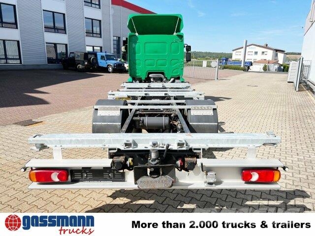 Renault Midlum 220.12 4x2, BDF verschiedene Größen Container trucks