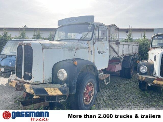 Saurer V5 4x2 Camiones con chasís y cabina