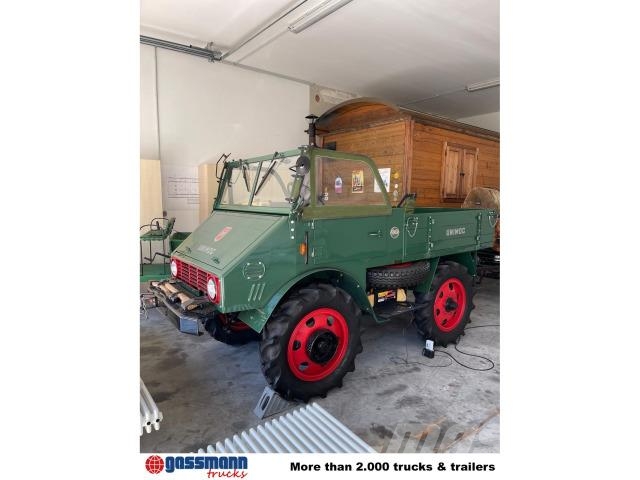 Unimog 2010, 401/51 / BOEHRINGER Вантажівки / спеціальні