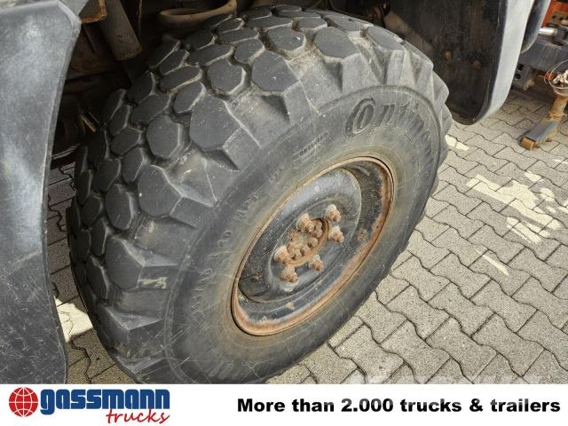 Unimog U 300 405/10 4x4, Kommunalhydraulik Další